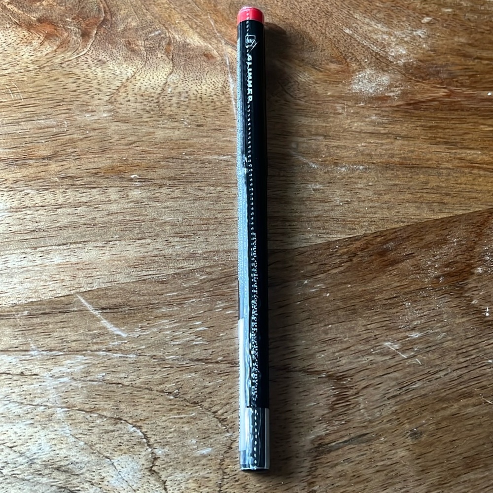 5/$25 Avon fmg Glimmer Cream Eyeliner in Blackest Black